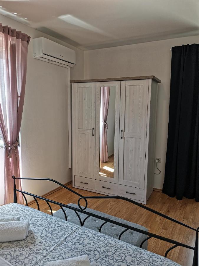 Kuca Za Odmor "Na Paltu" Villa Risika Dış mekan fotoğraf